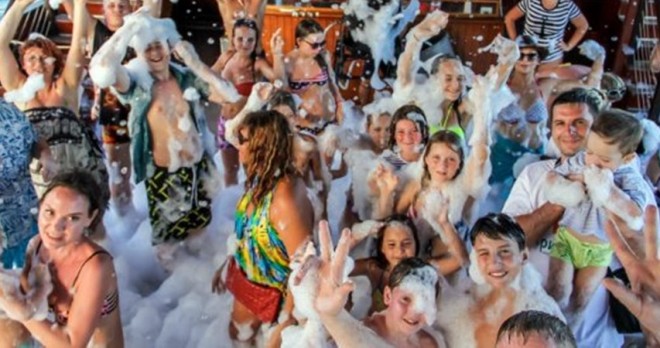 Manavgat River Pirate Boat Trip: Family Fun & Swimming